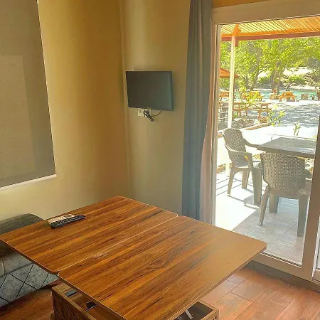 Kanyon Yasam Evleri Ferienhaus *